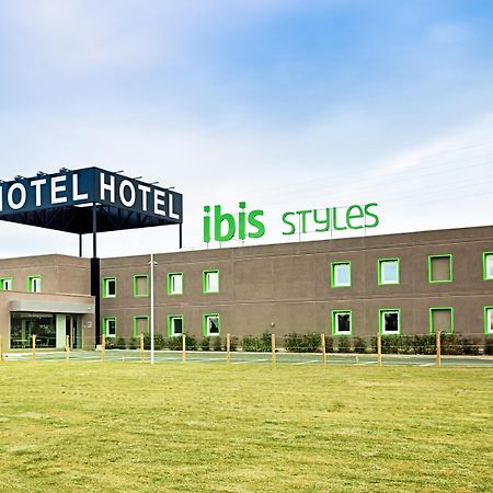 Hotel Ibis Styles Lleida Торрефаррера Экстерьер фото