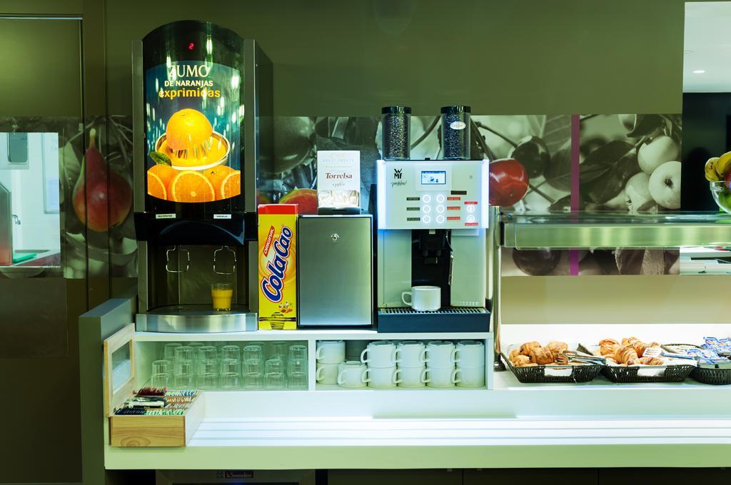 Hotel Ibis Styles Lleida Торрефаррера Экстерьер фото