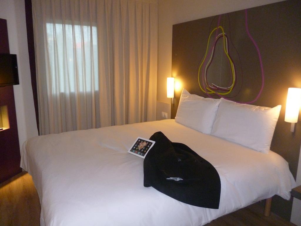 Hotel Ibis Styles Lleida Торрефаррера Экстерьер фото