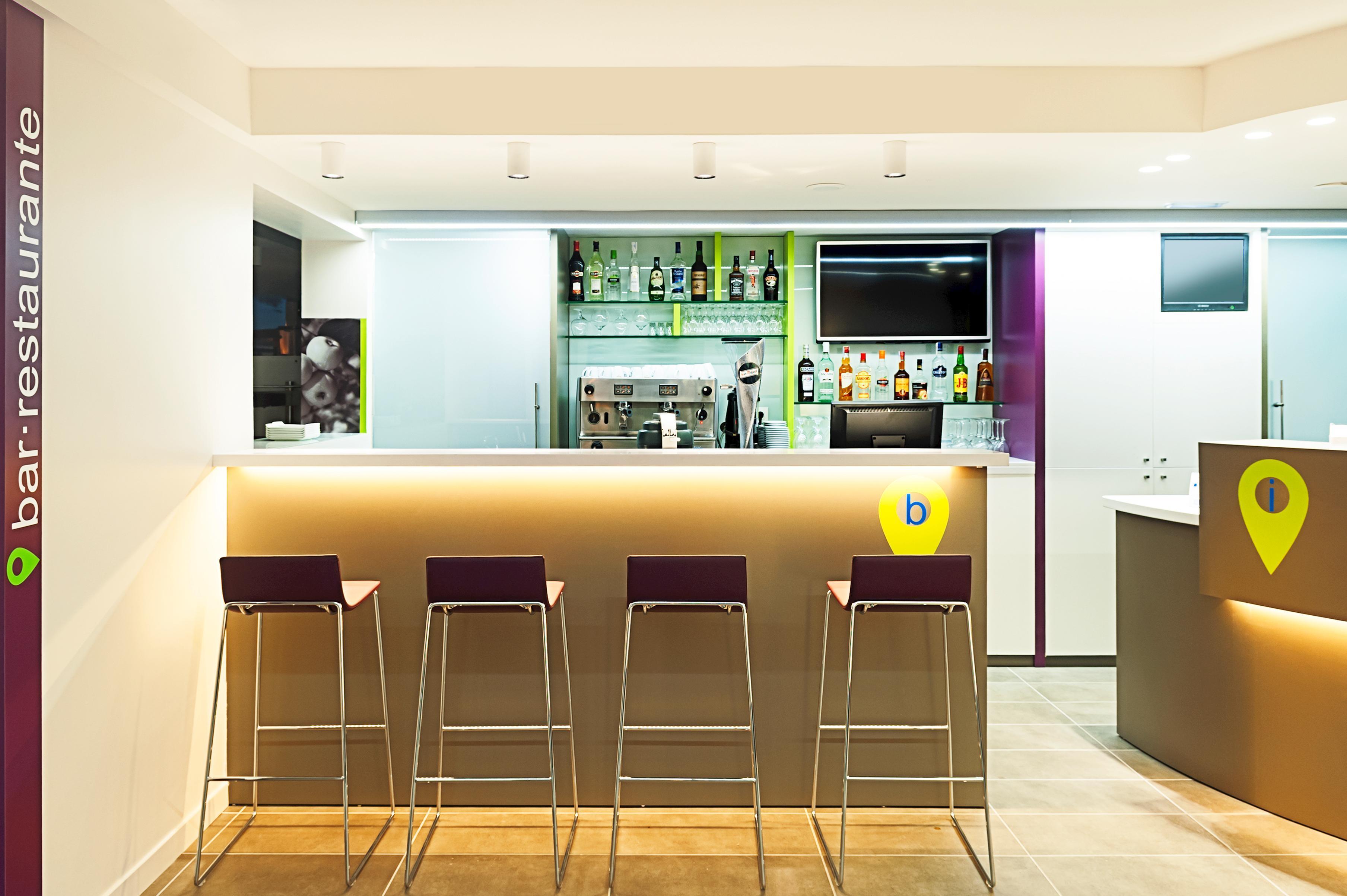 Hotel Ibis Styles Lleida Торрефаррера Экстерьер фото