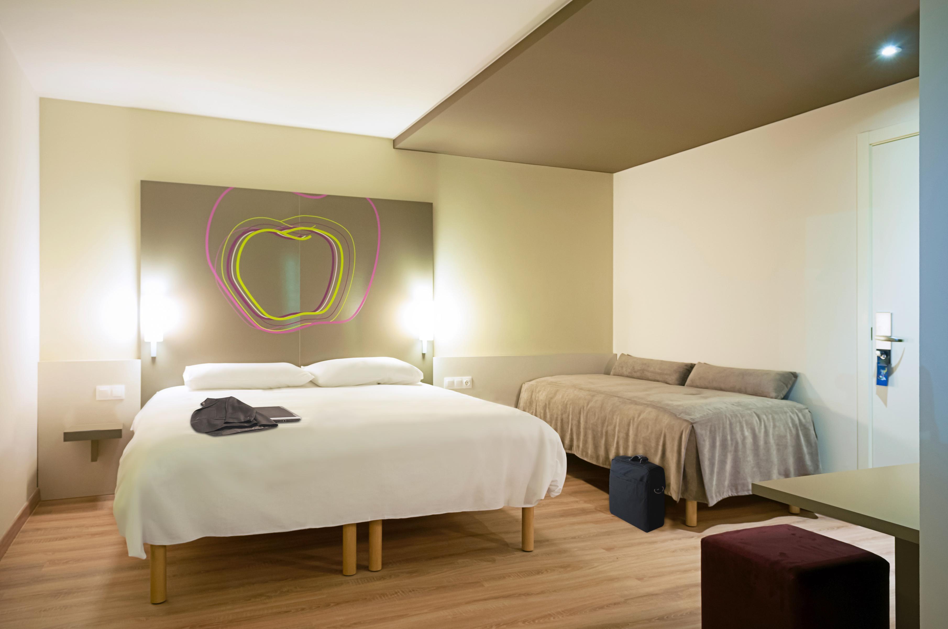 Hotel Ibis Styles Lleida Торрефаррера Экстерьер фото
