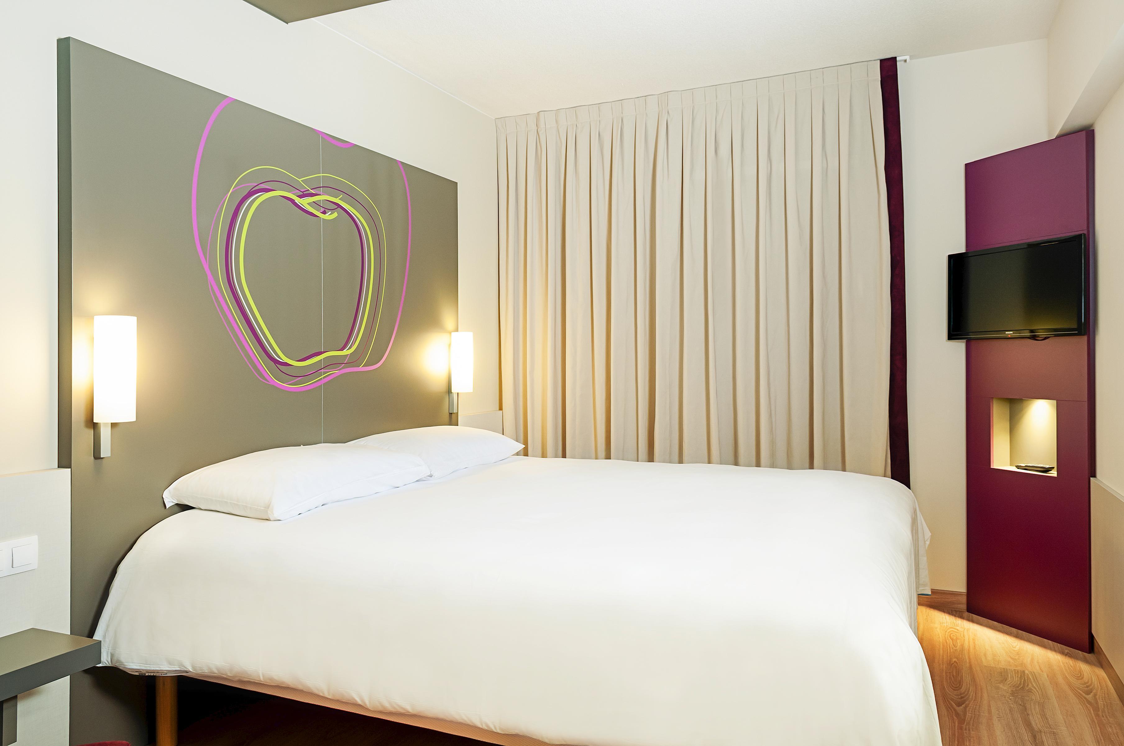 Hotel Ibis Styles Lleida Торрефаррера Экстерьер фото